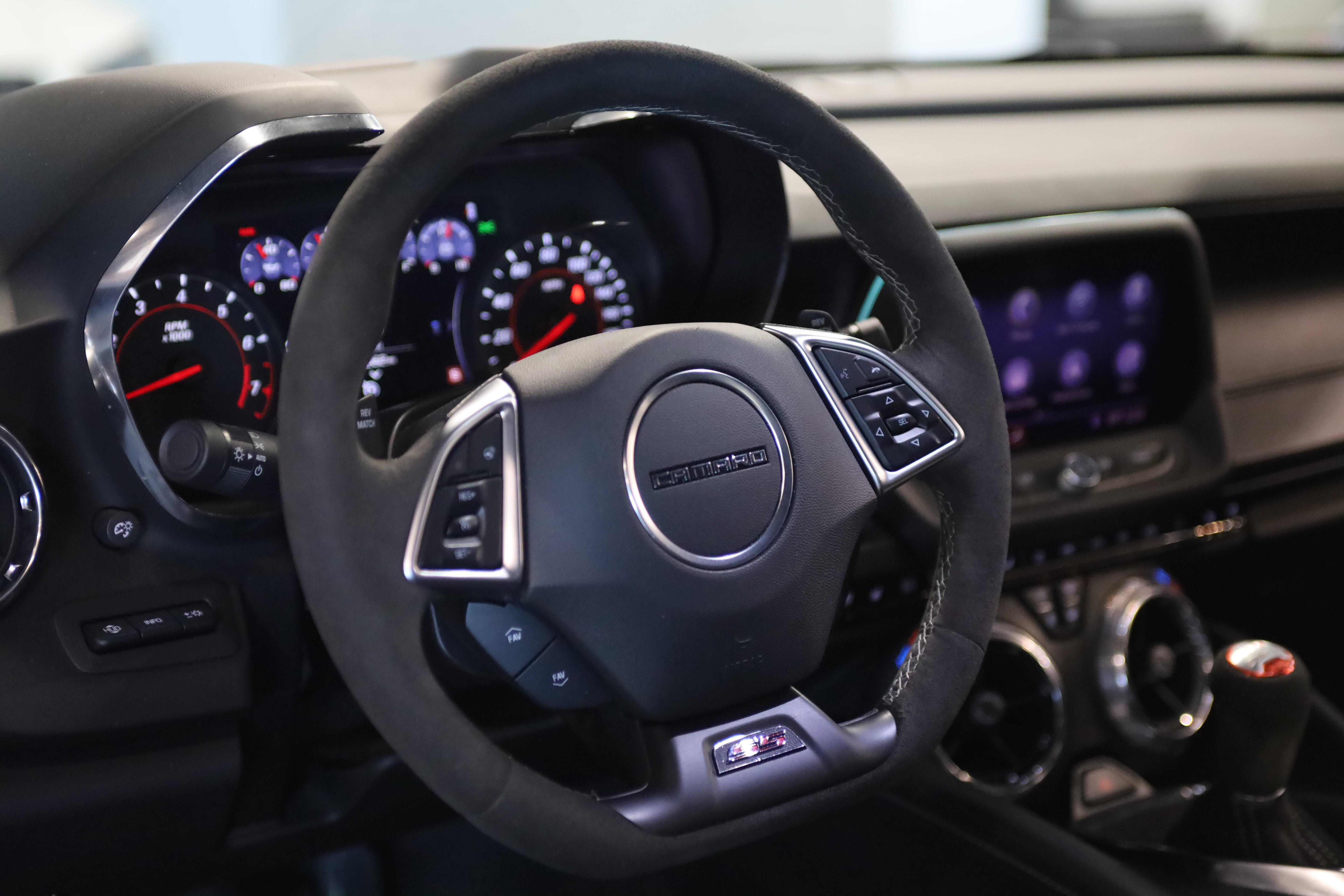 Used 2019 Chevrolet Camaro SS RWD image 24