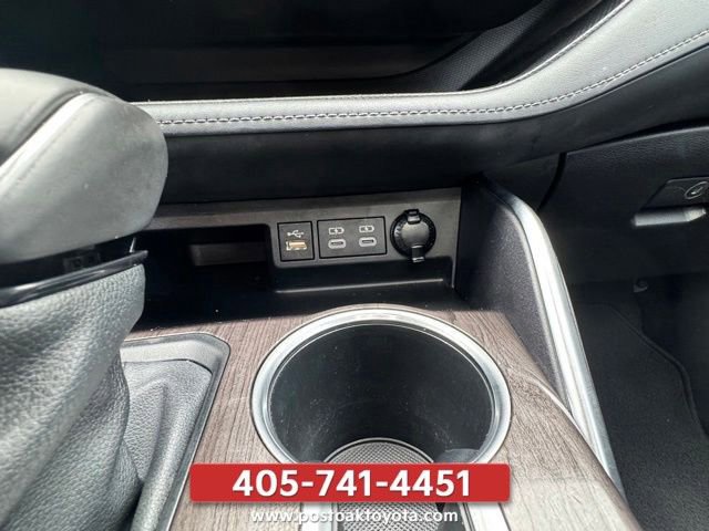 Used 2023 Toyota Highlander Platinum AWD/4WD image 23