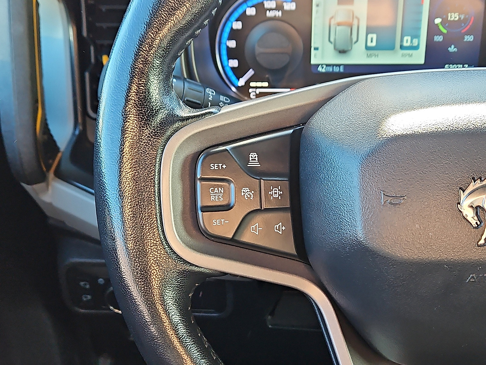 Used 2021 Ford Bronco Badlands image 19