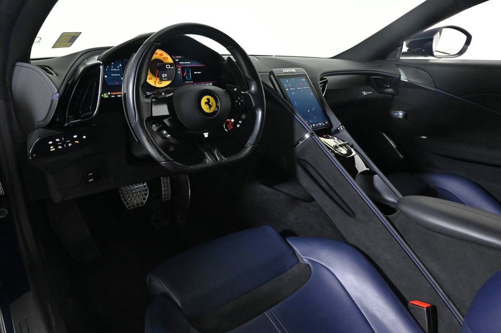 Used 2021 Ferrari Roma image 3
