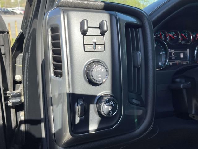 Used 2018 Chevrolet Silverado 2500 LTZ w/ Duramax Plus Package AWD/4WD image 19