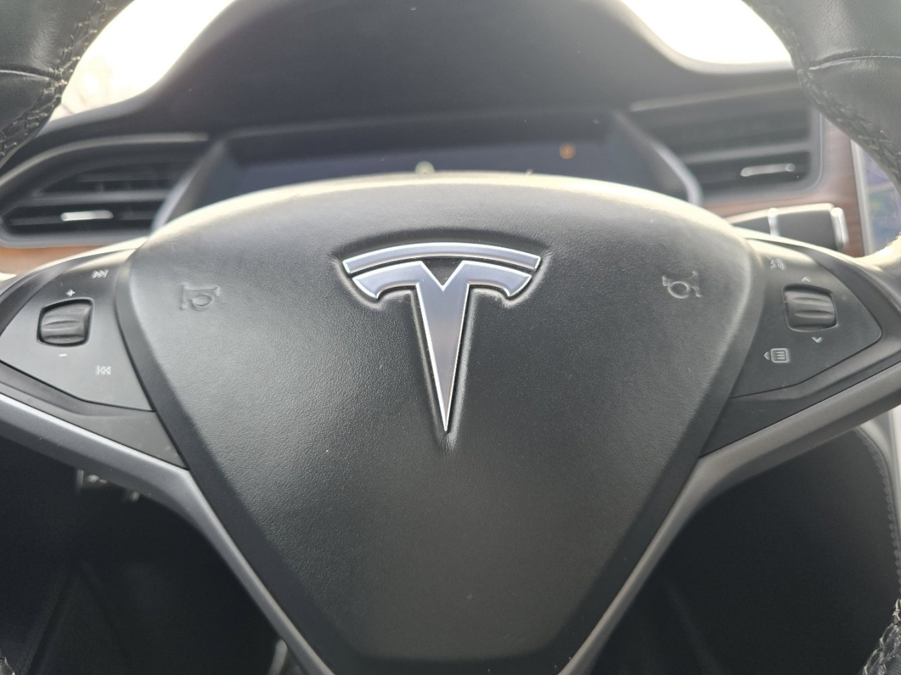 Used 2021 Tesla Model S Long Range Plus image 30