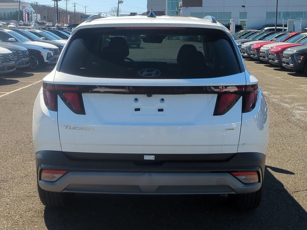 Certified 2025 Hyundai Tucson SEL AWD/4WD image 4