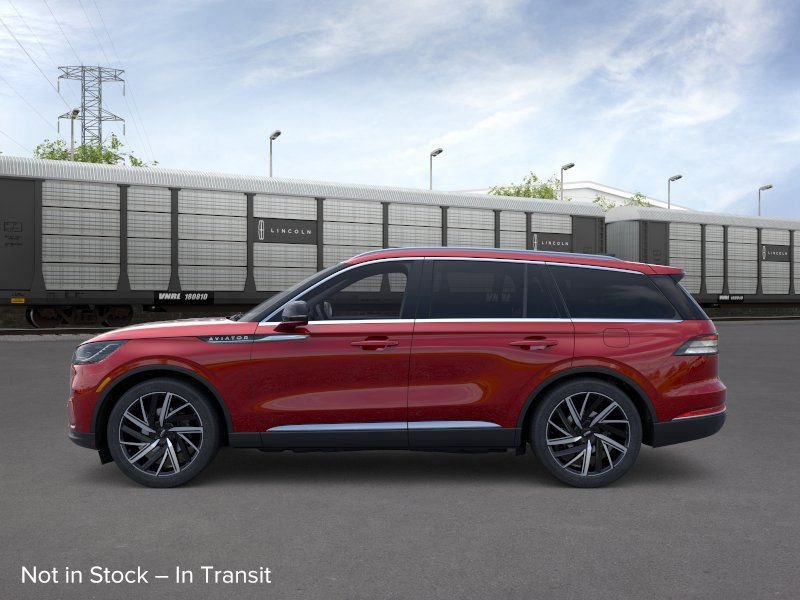 New 2026 Lincoln Aviator Reserve AWD/4WD image 3