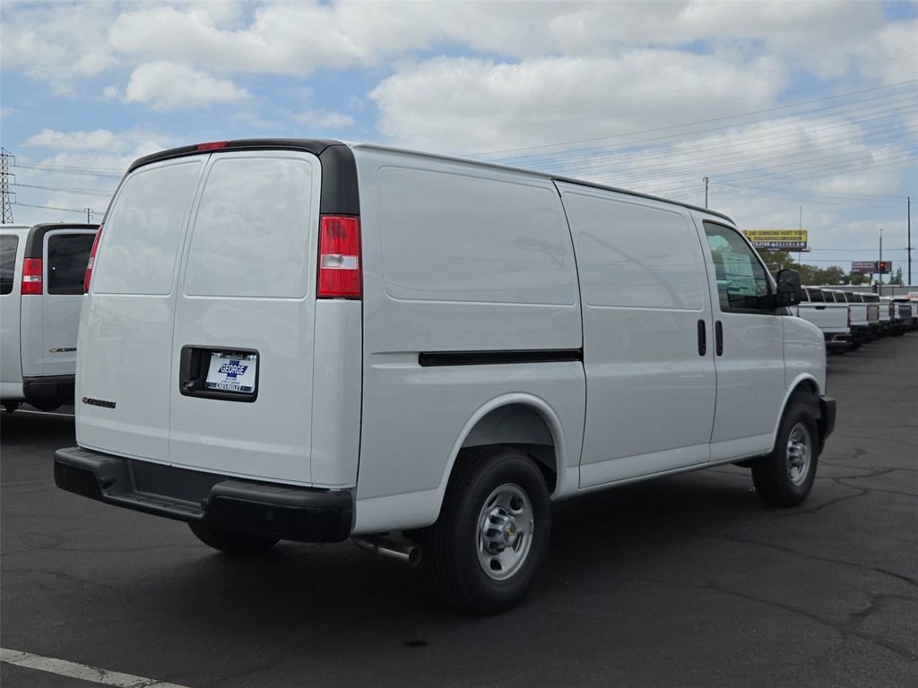 New 2026 Chevrolet Express 2500 w/ Driver Convenience Package RWD image 26