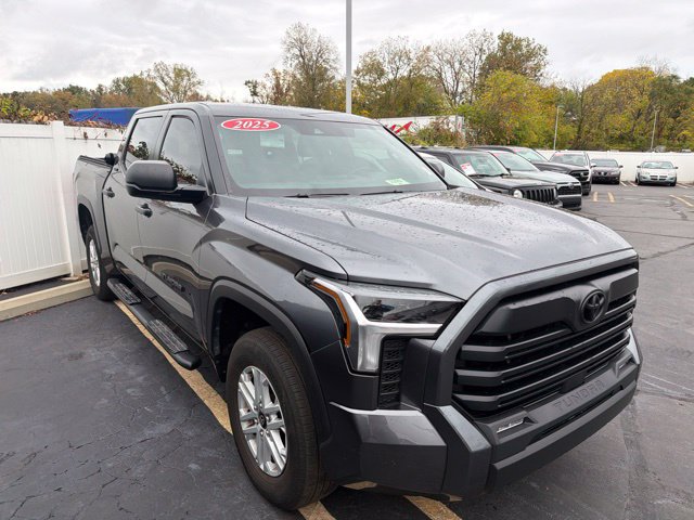 Used 2025 Toyota Tundra SR5 AWD/4WD image 3