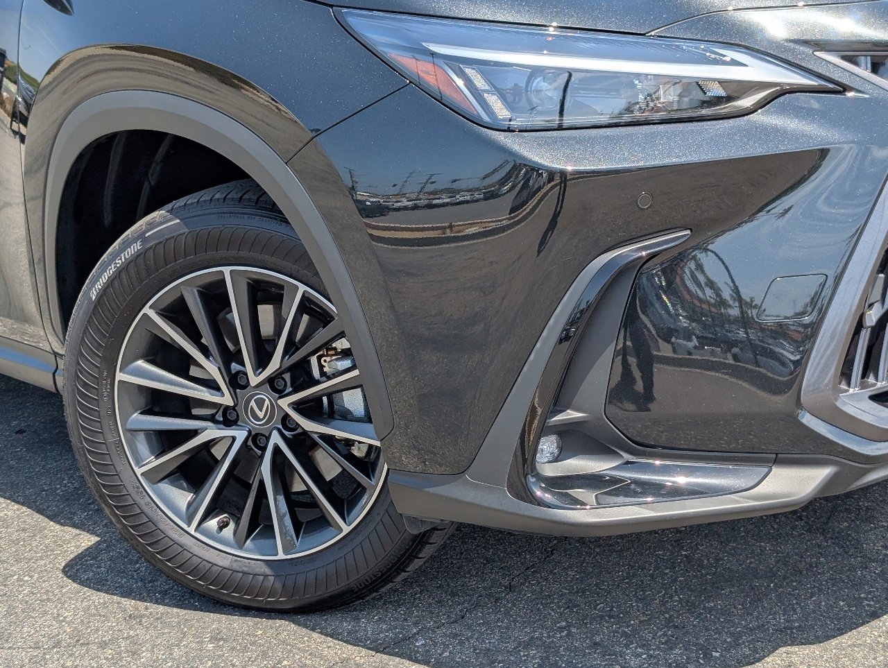 Used 2025 Lexus NX 350h AWD w/ Accessory Package (2T) image 10