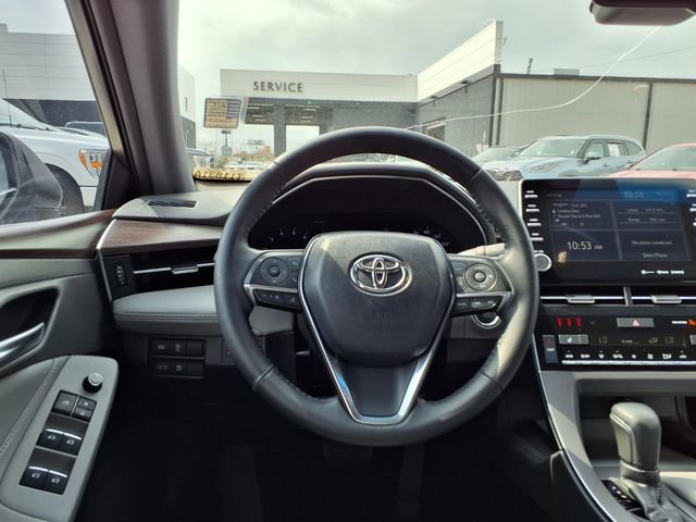 Used 2019 Toyota Avalon XLE w/ Moonroof Package FWD image 16