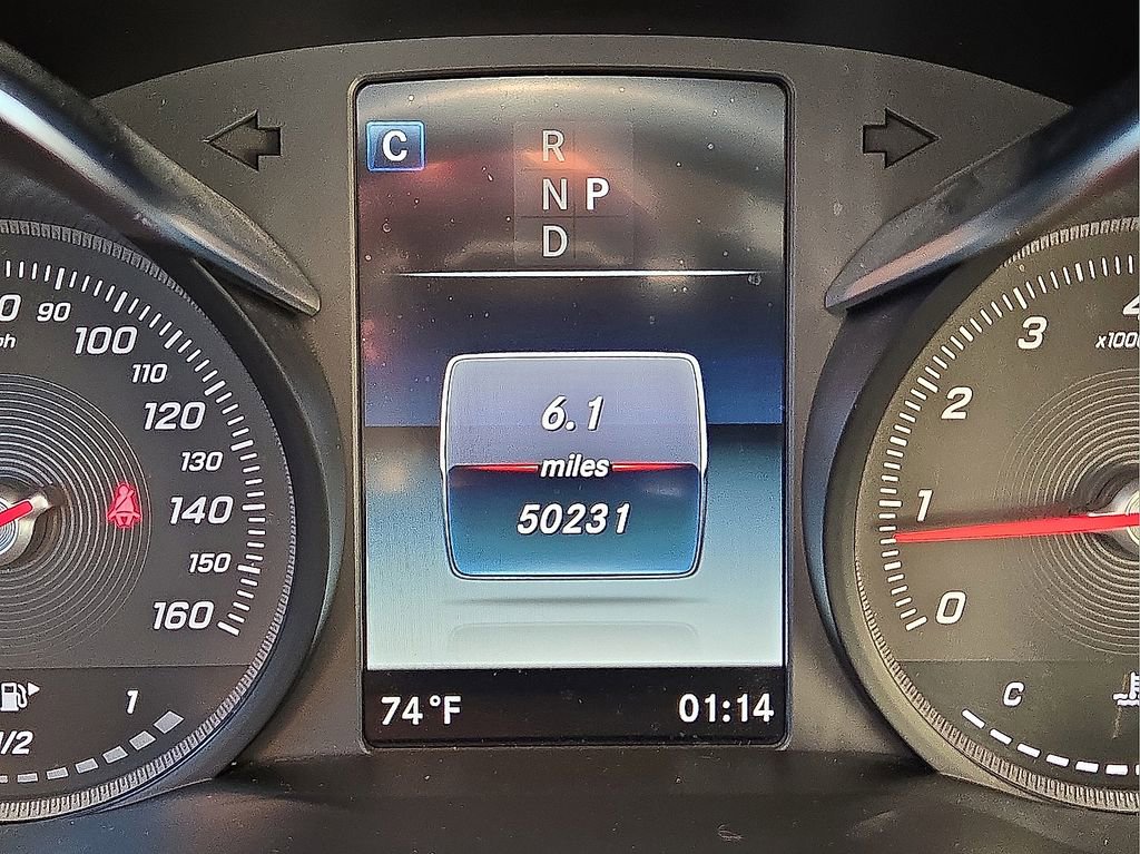 Used 2019 Mercedes-Benz GLC 300 w/ Premium Package image 26