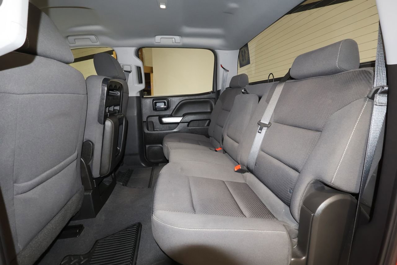 Used 2018 Chevrolet Silverado 1500 LT w/ All Star Edition image 22