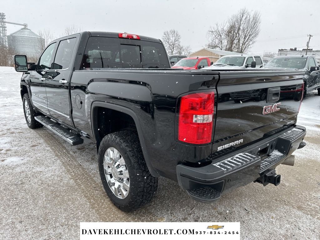 Used 2018 GMC Sierra 2500 Denali w/ Duramax Plus Package image 3