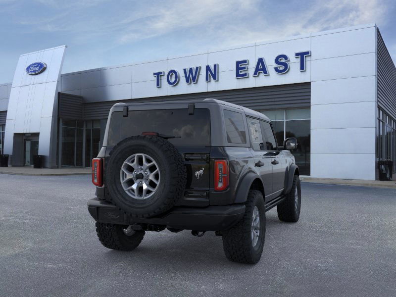 New 2025 Ford Bronco Badlands image 8