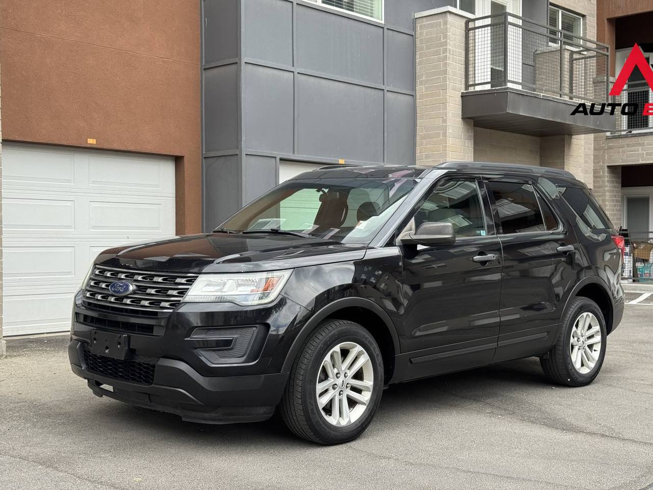 Used 2016 Ford Explorer 4WD image 1