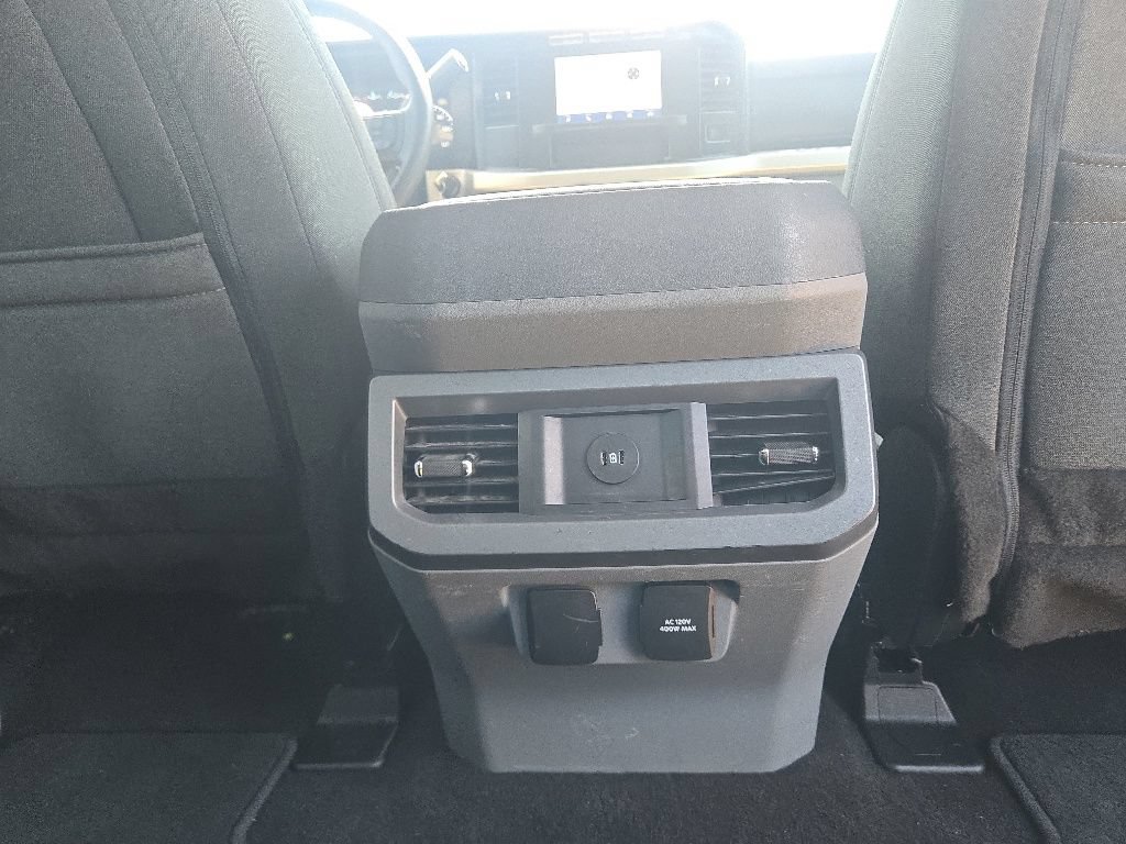 Used 2023 Ford F450 XLT AWD/4WD image 30