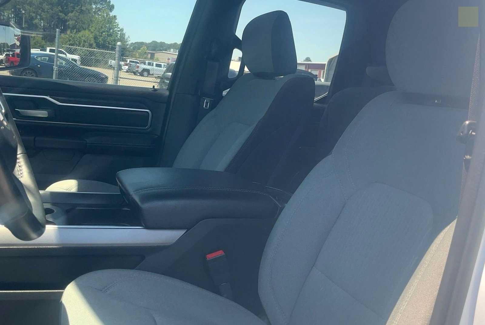 Used 2024 RAM 1500 Big Horn AWD/4WD image 33