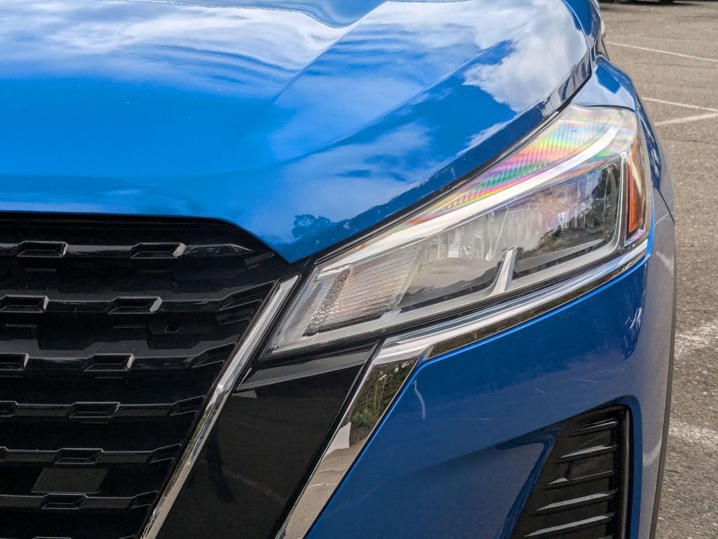 Certified 2025 Nissan Kicks Play S image 10