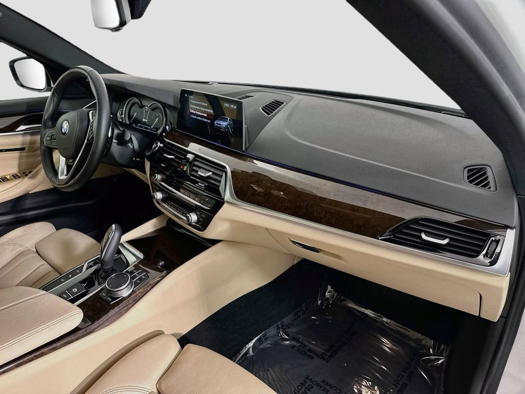 Used 2018 BMW 530e RWD image 30