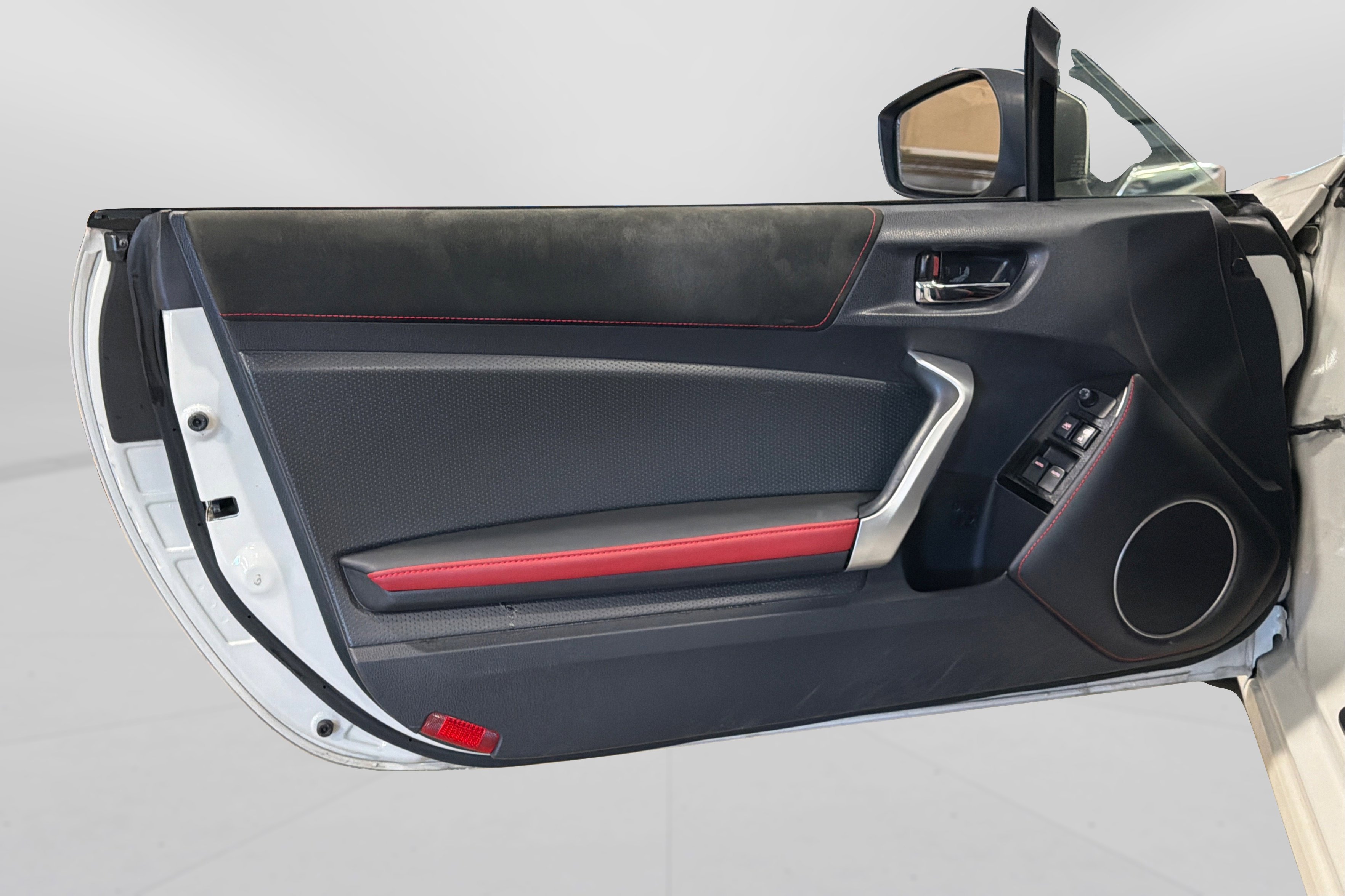 Used 2019 Toyota 86 RWD image 15