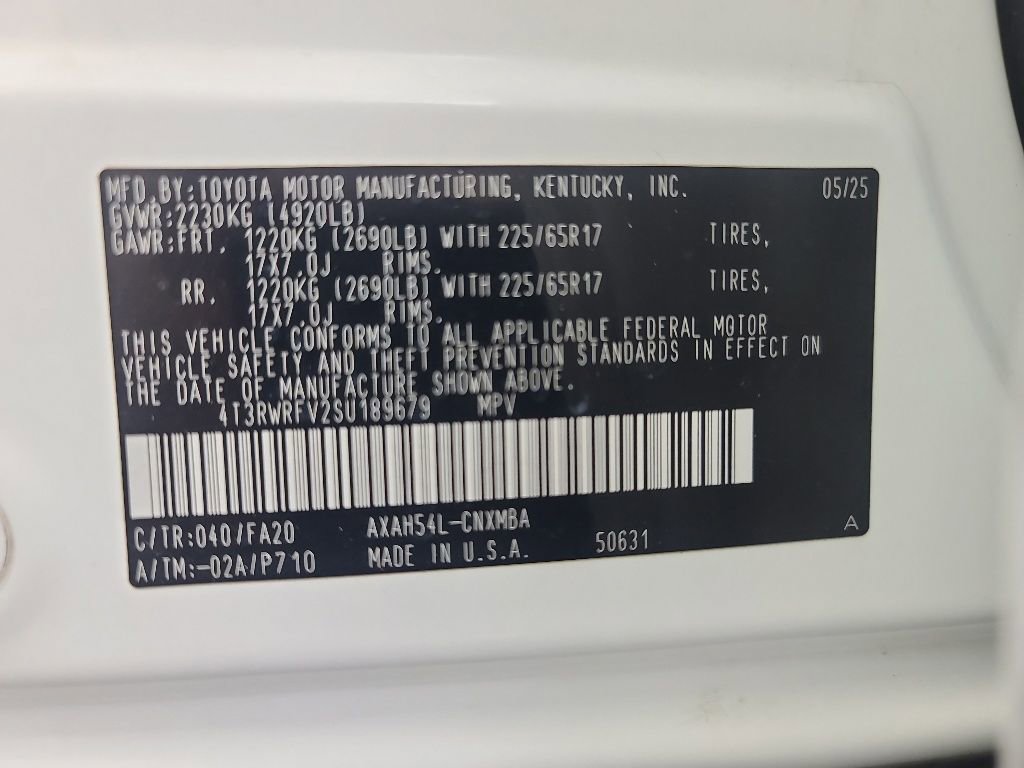 Used 2025 Toyota RAV4 XLE AWD/4WD image 42