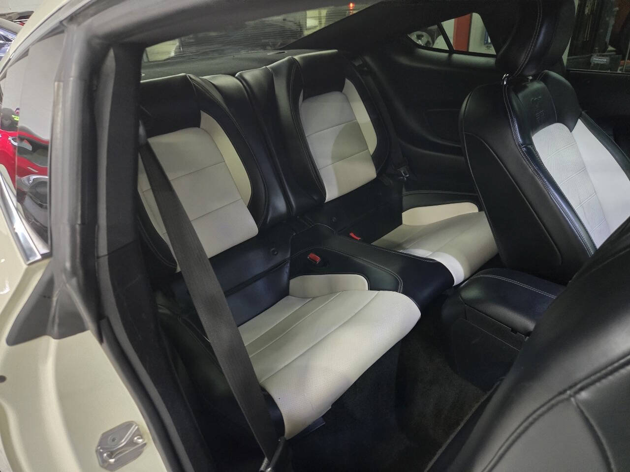 Used 2015 Ford Mustang 50 Years RWD image 25