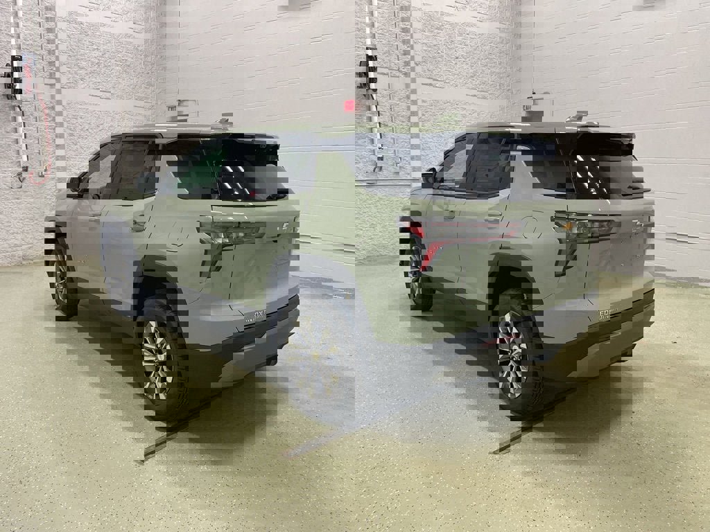 New 2026 Chevrolet Equinox LT w/ Safety and Technology Package image 6