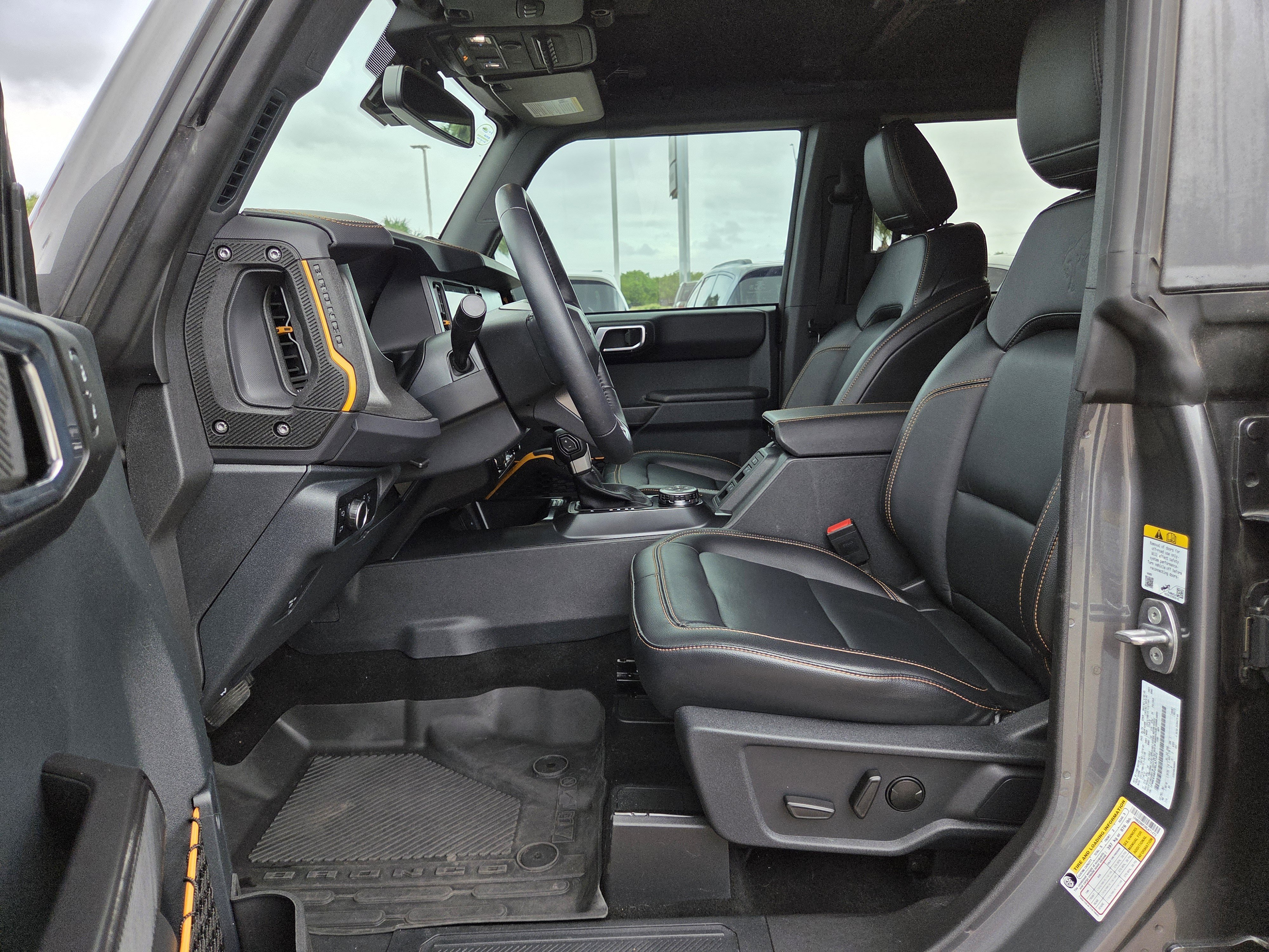 Used 2024 Ford Bronco Badlands AWD/4WD image 13