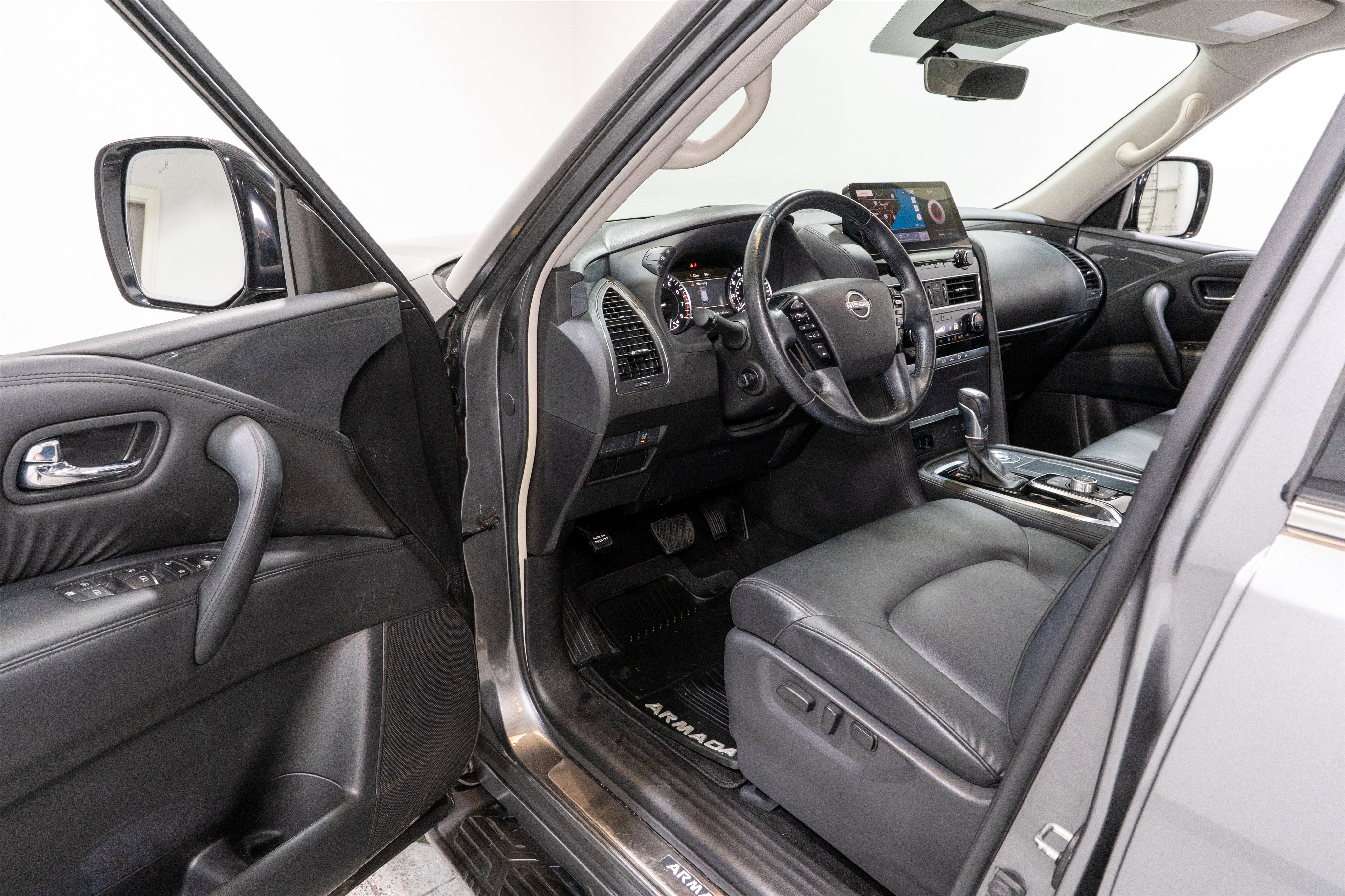 Used 2022 Nissan Armada SV w/ Cargo Package RWD image 12