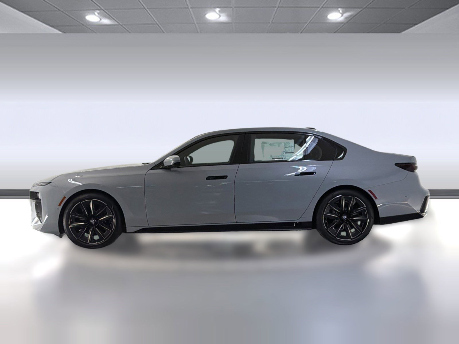 New 2026 BMW 740i w/ Premium Package image 2