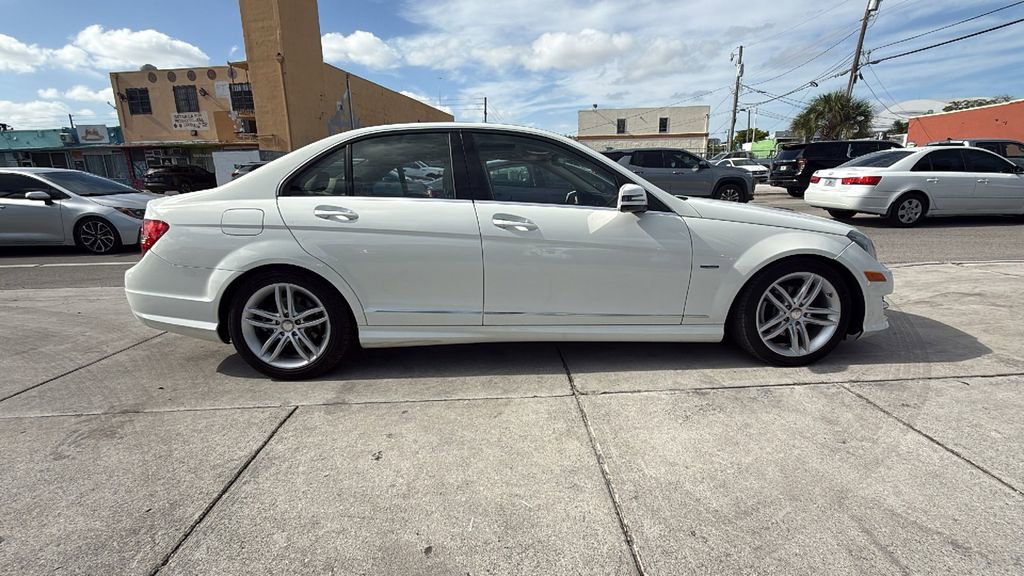 Used 2012 Mercedes-Benz C 250 Sedan image 15