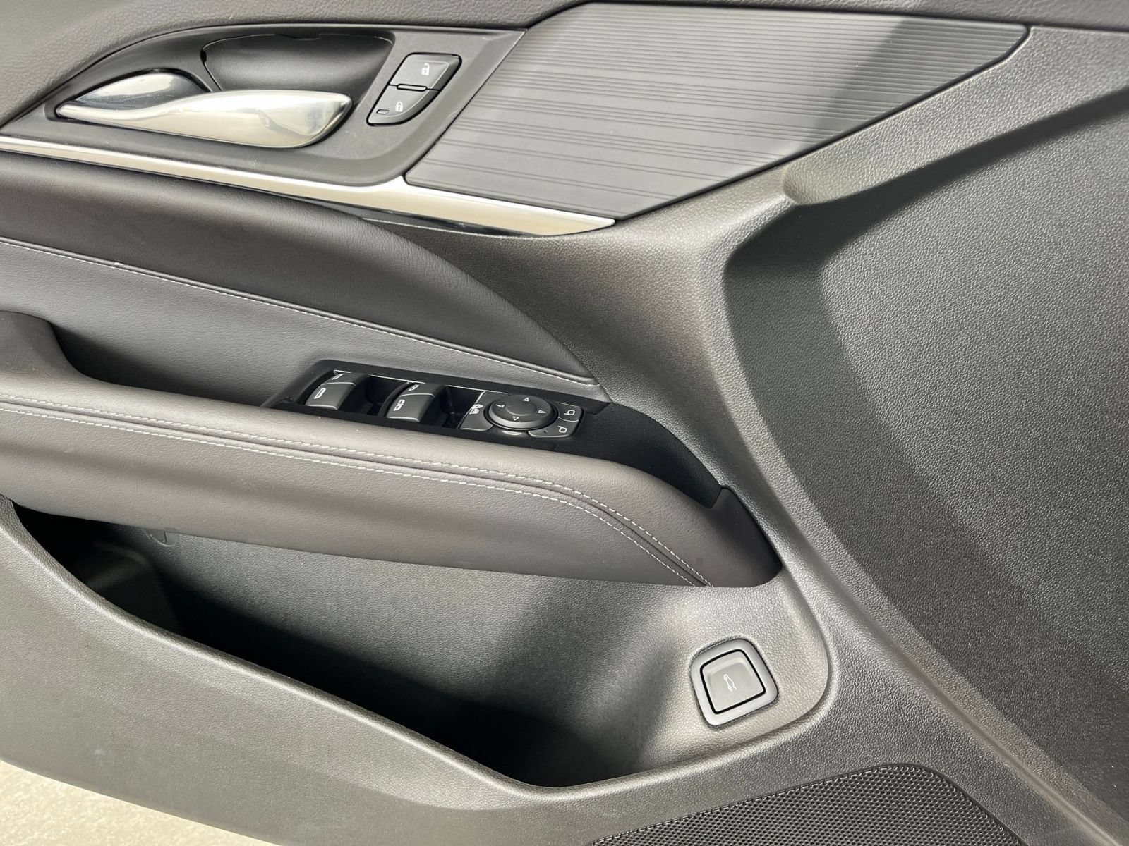 Used 2026 Cadillac CT4 Luxury RWD image 18