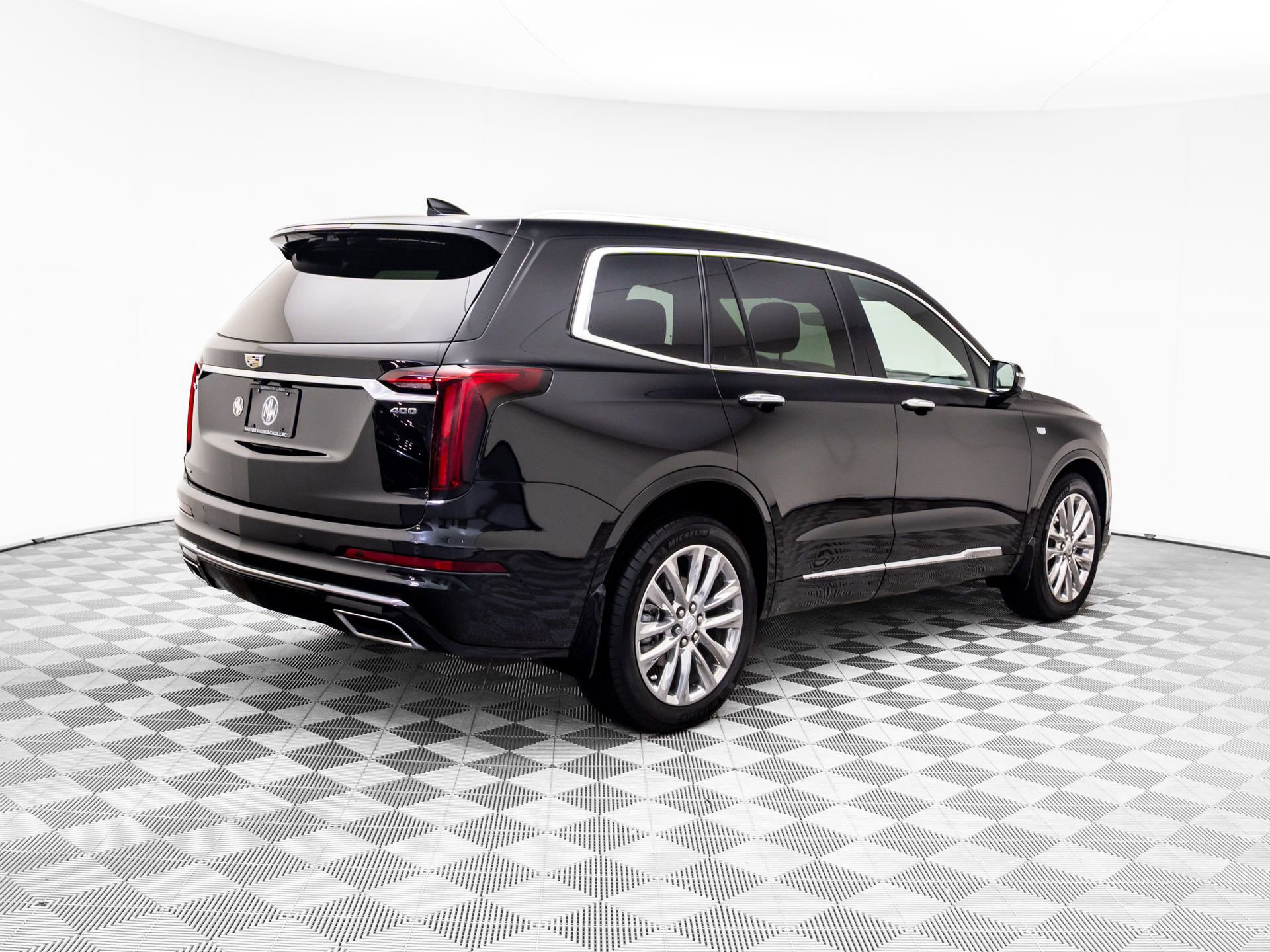 Certified 2024 Cadillac XT6 Premium Luxury w/ Technology Package image 9