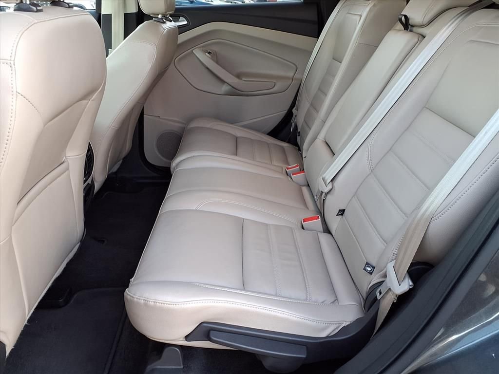 Used 2018 Ford Escape Titanium w/ Ford Safe & Smart Package image 23