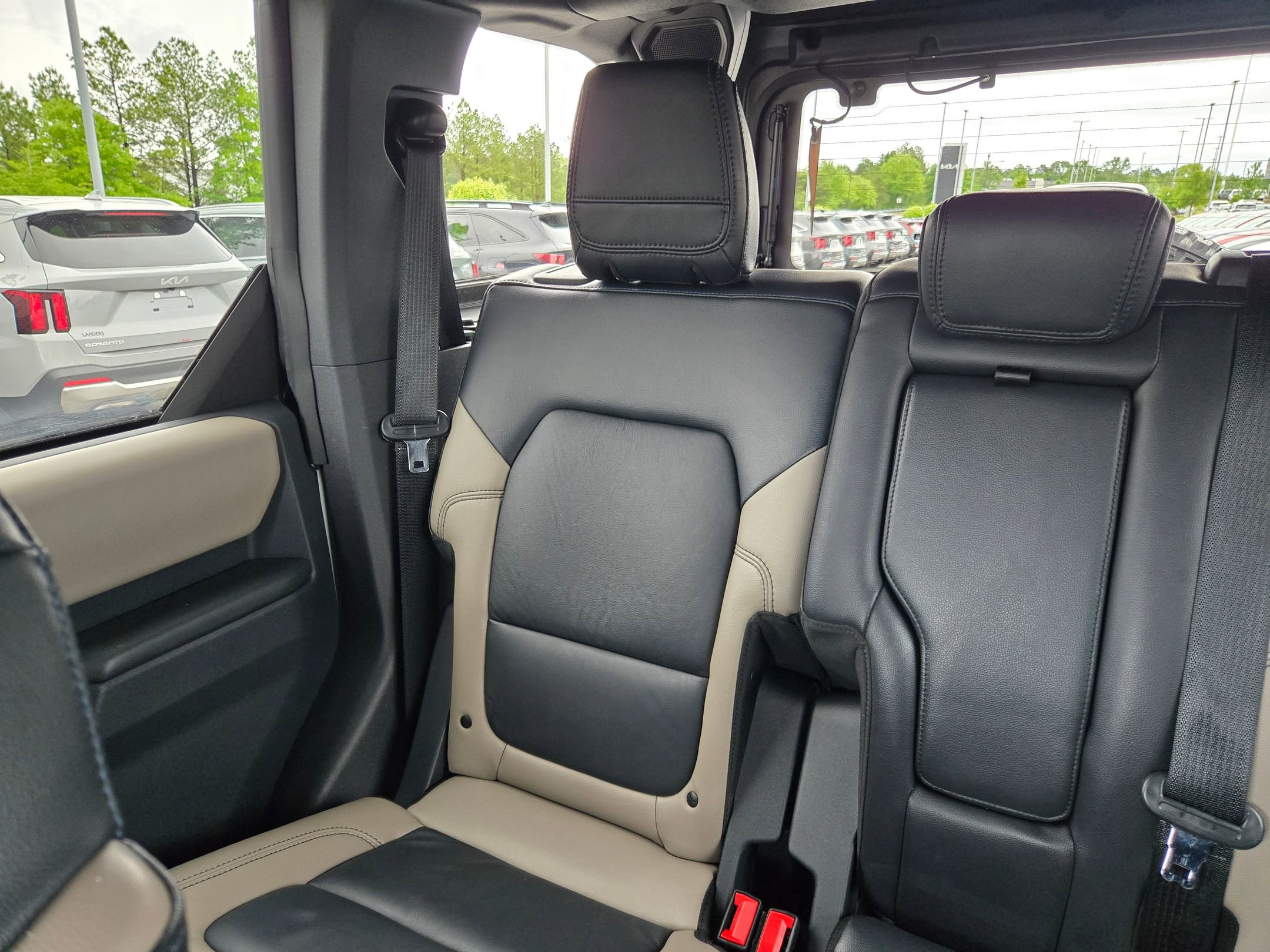 Used 2024 Ford Bronco Wildtrak AWD/4WD image 12