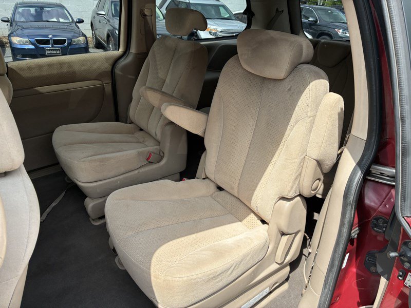 Used 2008 Hyundai Entourage GLS FWD image 13