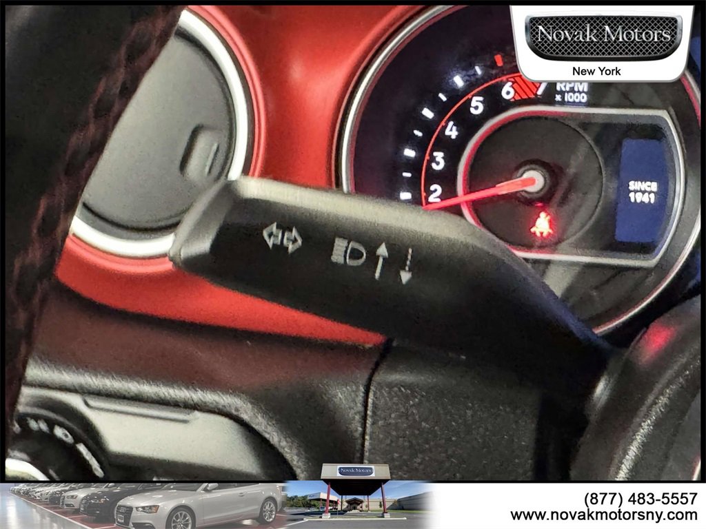 Used 2021 Jeep Wrangler Unlimited Rubicon image 16