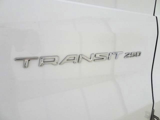 Used 2019 Ford Transit 250 130 Low Roof image 11