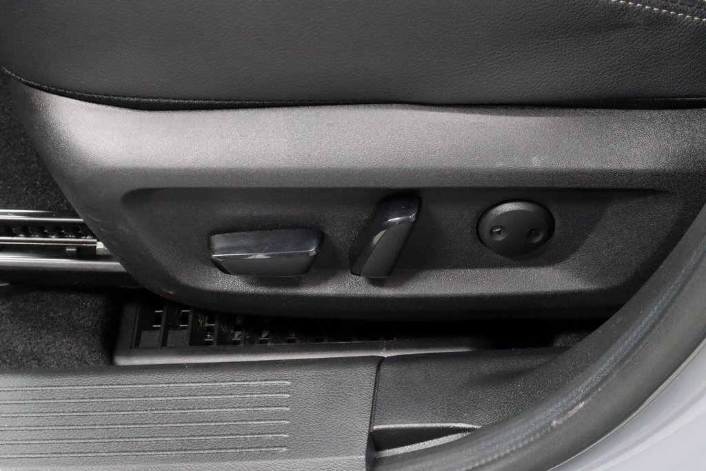 Certified 2024 Nissan Rogue SL w/ SL Premium Package image 27