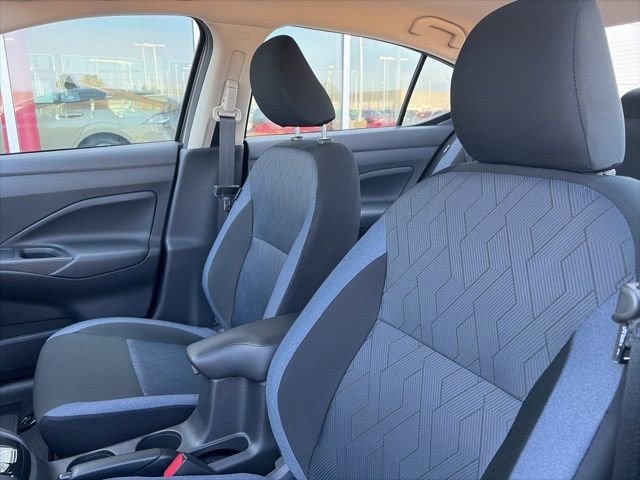 Certified 2025 Nissan Versa SV w/ Trunk Package image 9