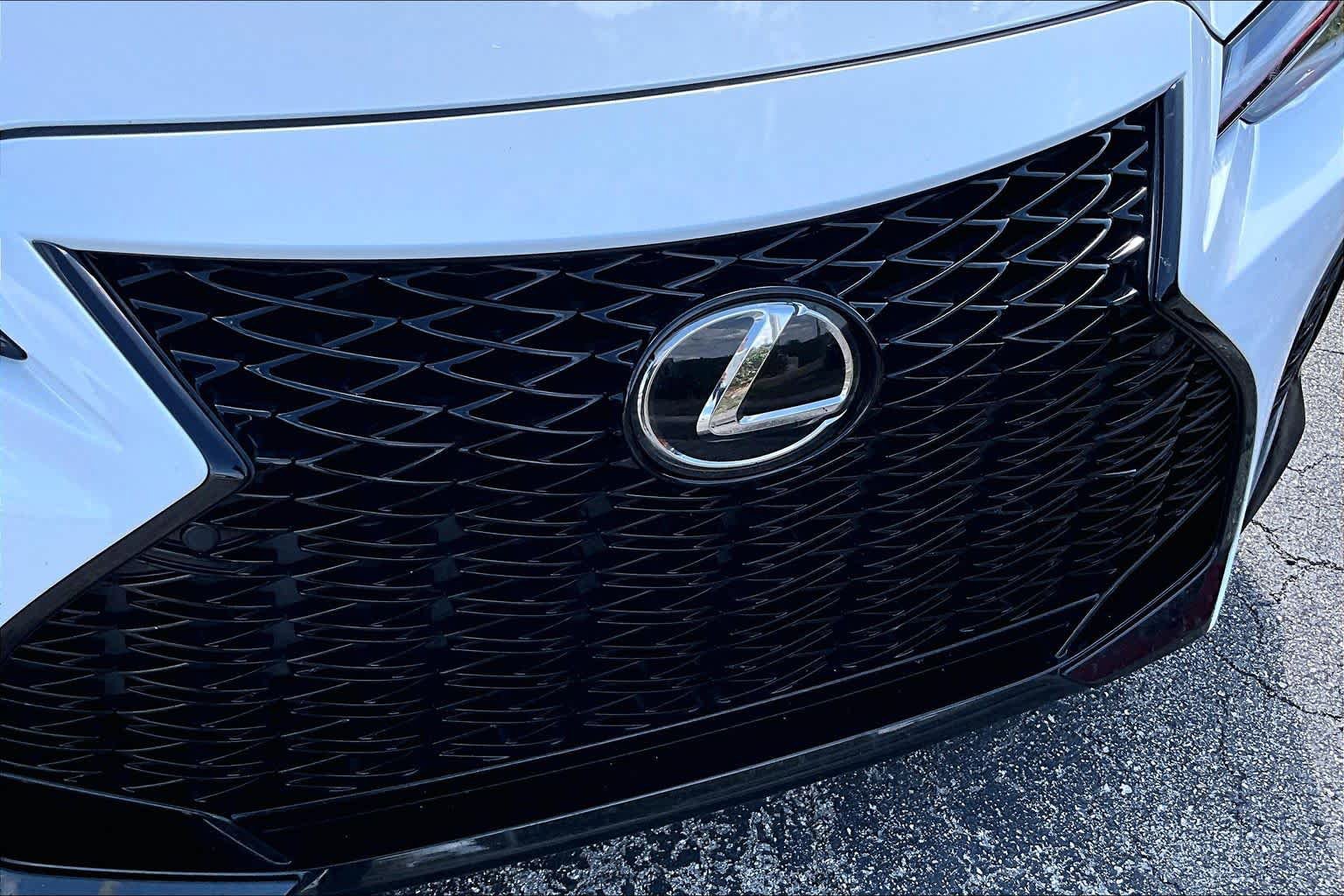 Used 2022 Lexus IS 350 F Sport w/ Navigation Package RWD image 30