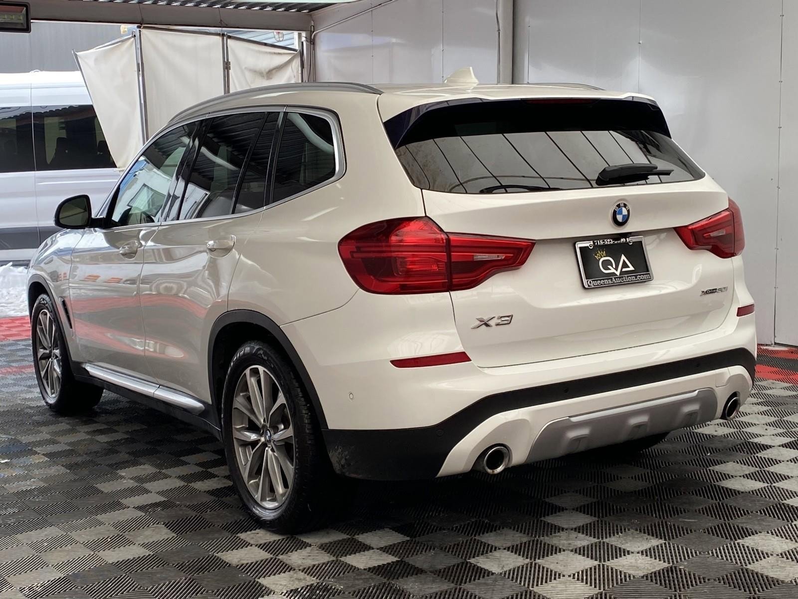 Used 2018 BMW X3 xDrive30i image 4