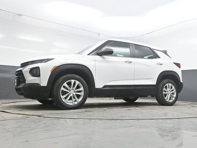Used 2023 Chevrolet TrailBlazer LS AWD/4WD image 46