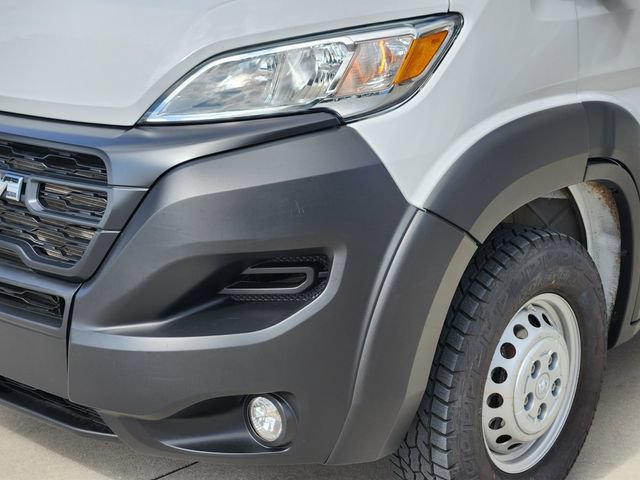 Used 2025 RAM ProMaster 2500 w/ Convenience Group FWD image 8