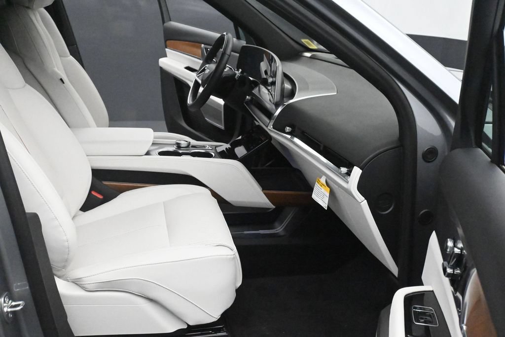 Used 2026 Cadillac Vistiq Luxury AWD/4WD image 11
