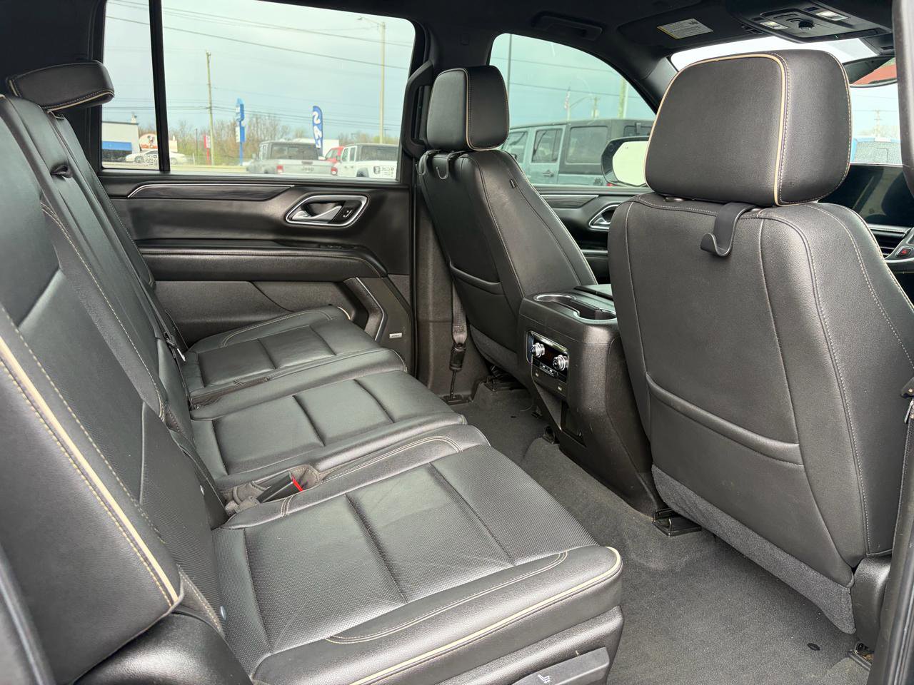 Used 2021 GMC Yukon XL SLT AWD/4WD image 15