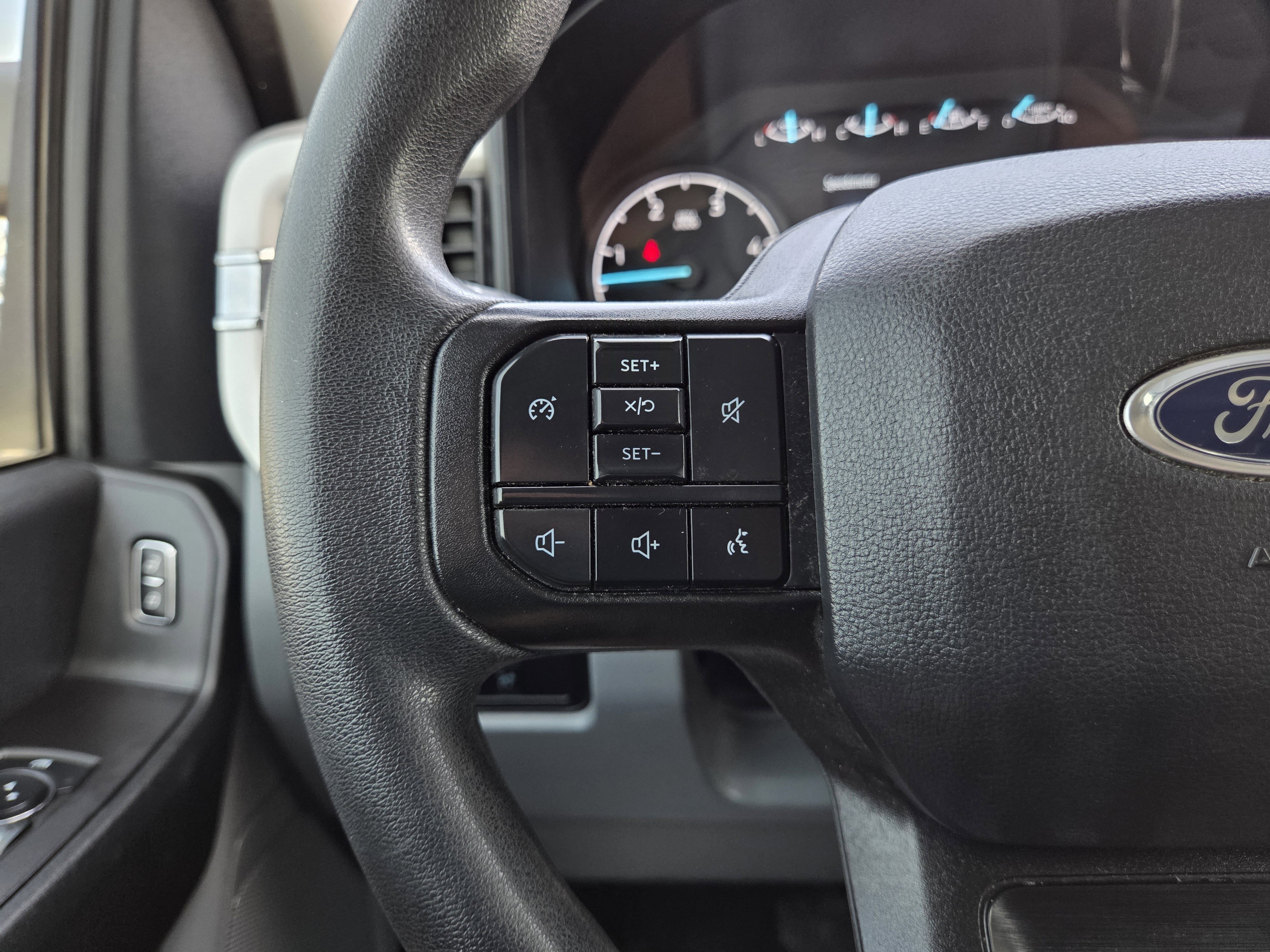 Used 2024 Ford F250 XL w/ XL Chrome Package AWD/4WD image 39