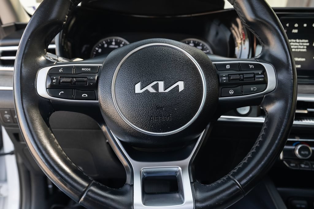 Used 2023 Kia K5 EX FWD image 23