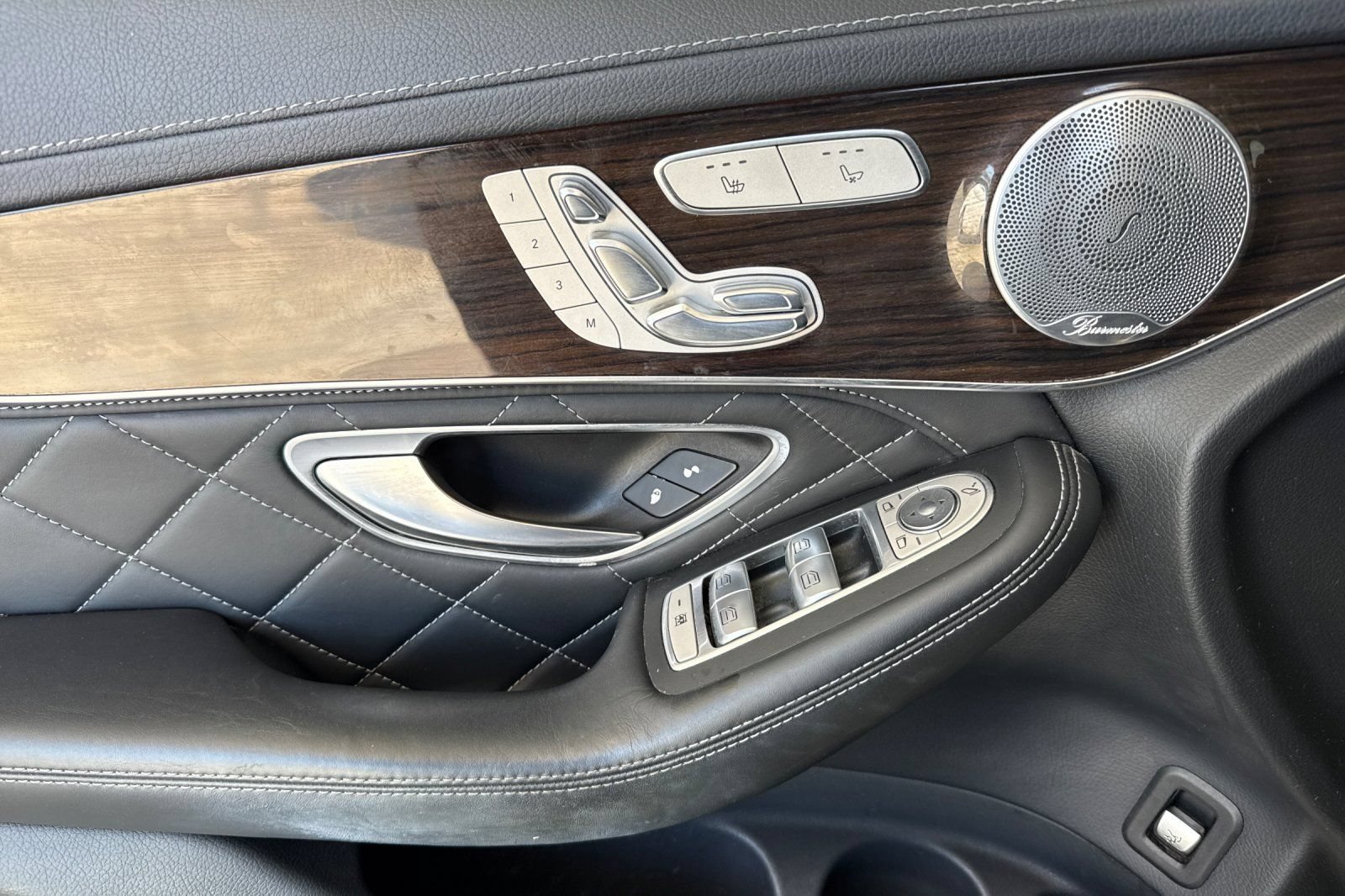 Used 2017 Mercedes-Benz GLC 300 4MATIC image 14