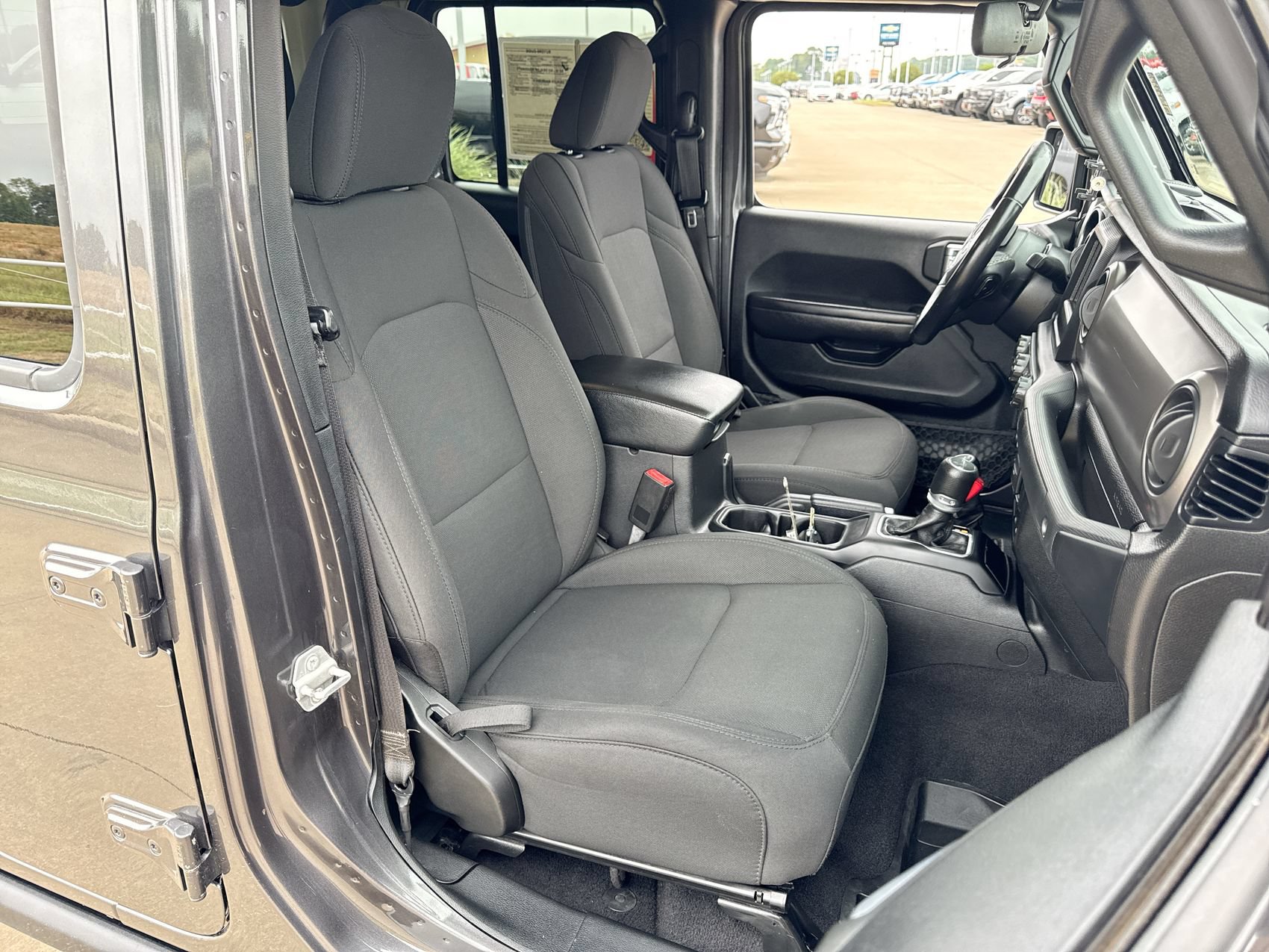 Used 2021 Jeep Gladiator Sport AWD/4WD image 25