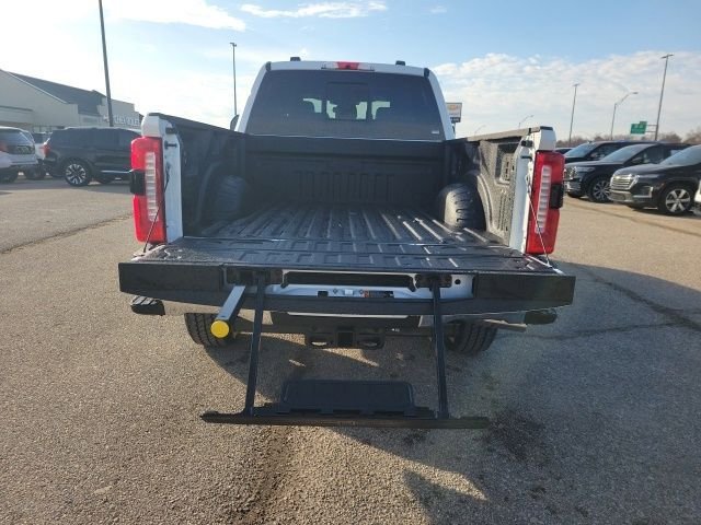 New 2026 Ford F250 Lariat w/ Lariat Ultimate Package image 28
