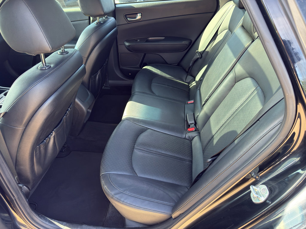 Used 2020 Kia Optima SE image 24